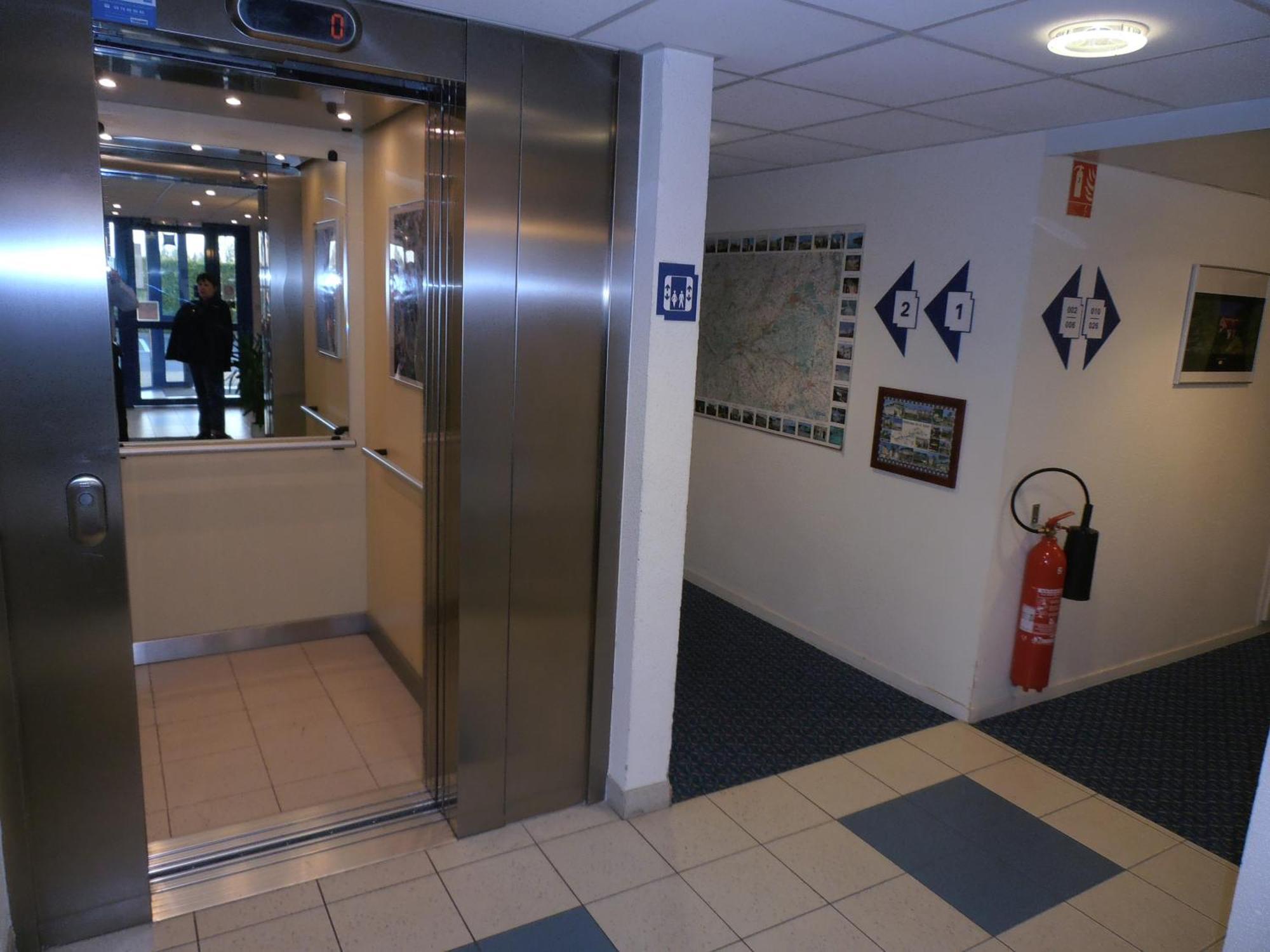 Ibis Budget Meung Sur Loire Kültér fotó